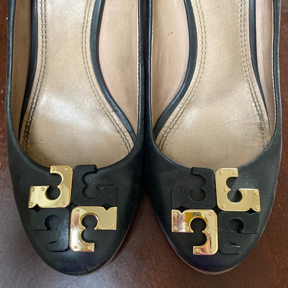 Tory Burch Lowell black leather logo wedge mid heel 8.5